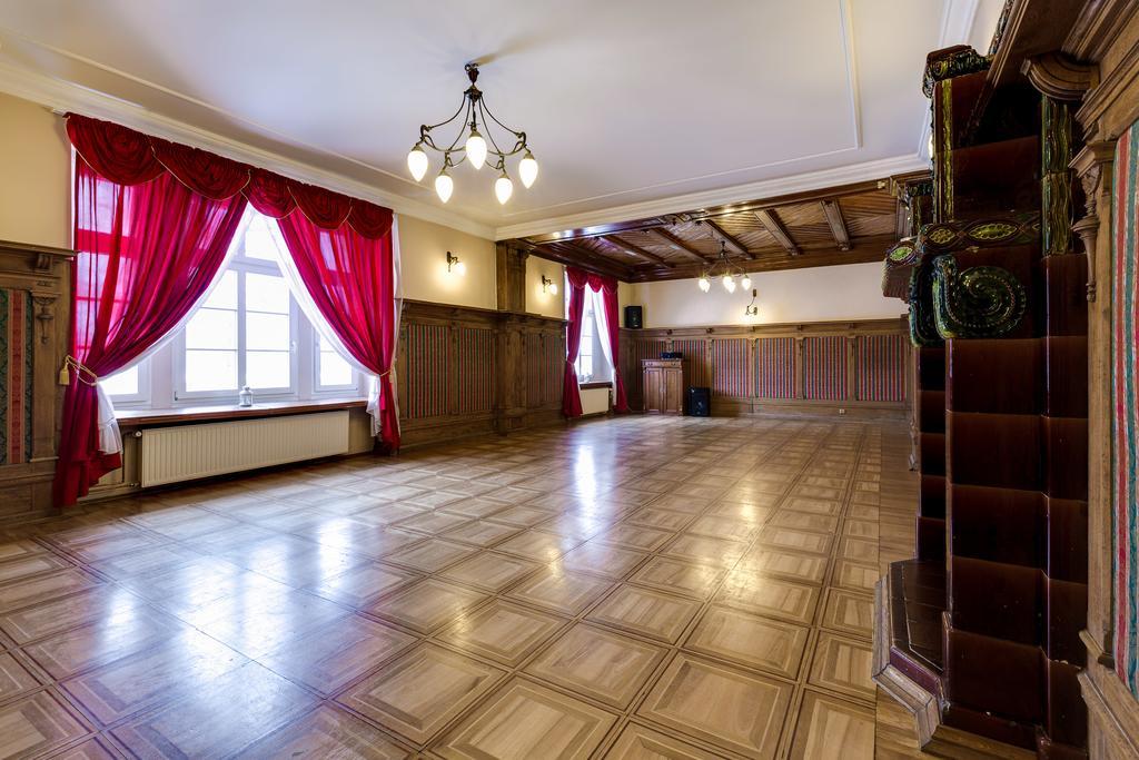 Palac Spiz Milkow Kolo Karpacza Exterior photo
